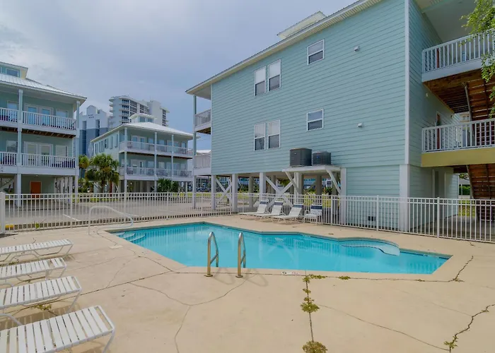 Walk To Beach: Gem, Pool & Water Views Holiday home Gulf Shores
